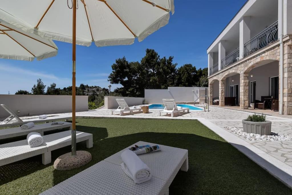 Villa Mia Mirela Макарска Экстерьер фото